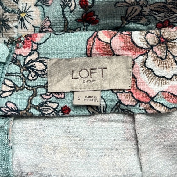 LOFT Floral Print‎ Women's Skirt Light Blue and Pink Womans Size 8 - Picture 4 of 4